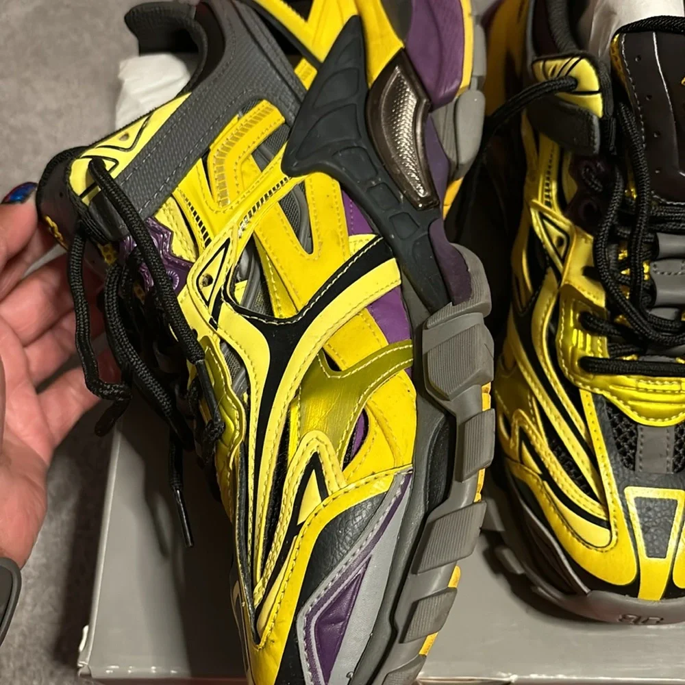 Women’s Balenciaga Track 2 Sneakers size 40 - Picture 2 of 9